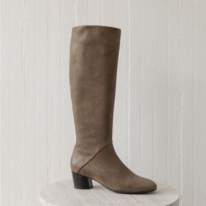 NWOT Coclico artisan boutique brand knee-high boots “Elon” khaki leather 41 10